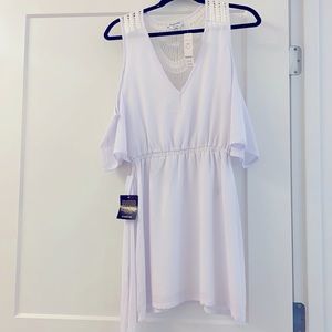 Bebe White Lace , off the should dress